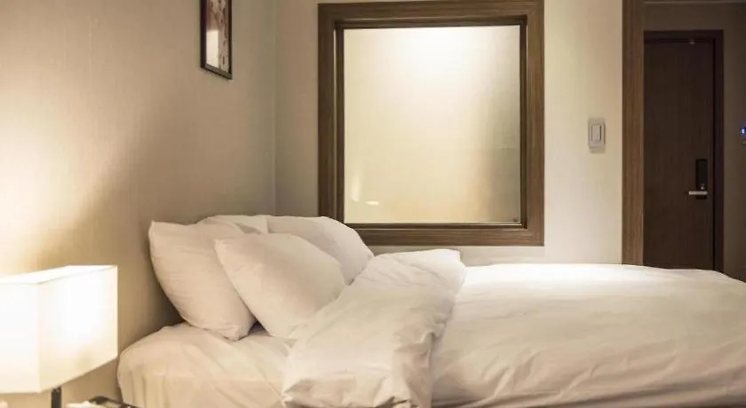 Check Inn Hotel Jeju