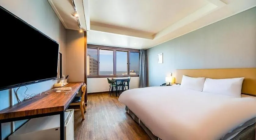 Check Inn Hotel Jeju