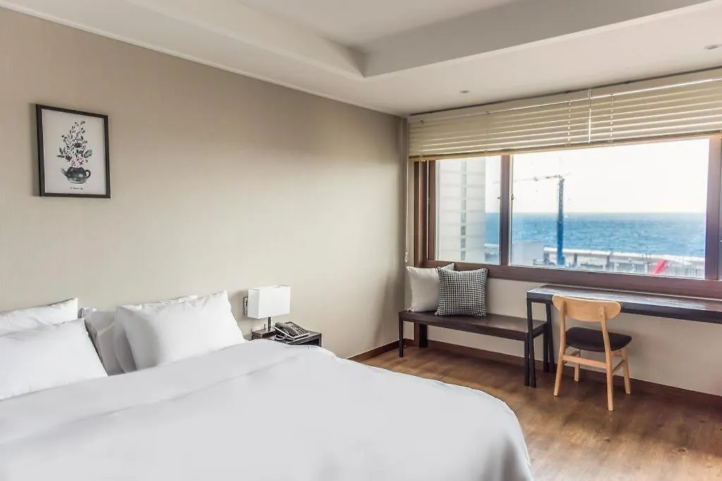 Check Inn Hotel Jeju