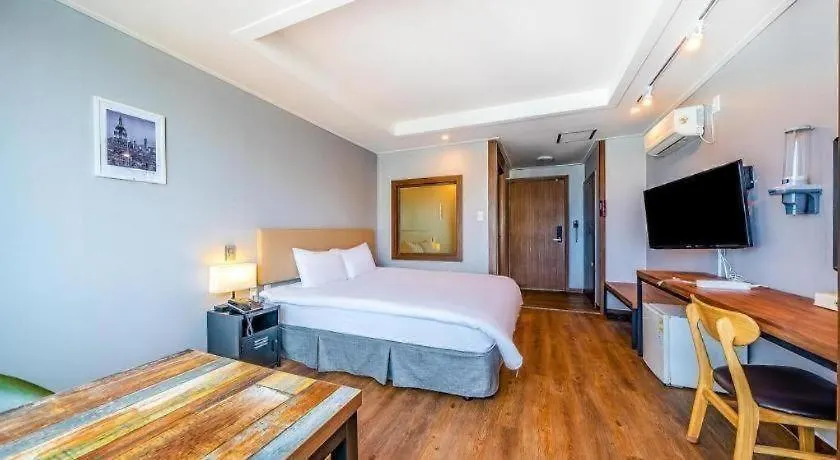***  Check Inn Jeju Hotel Südkorea