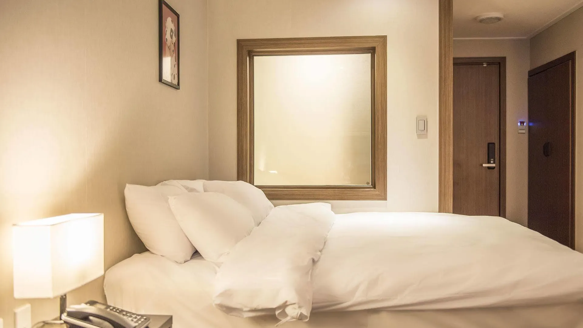 Check Inn Hotel Jeju