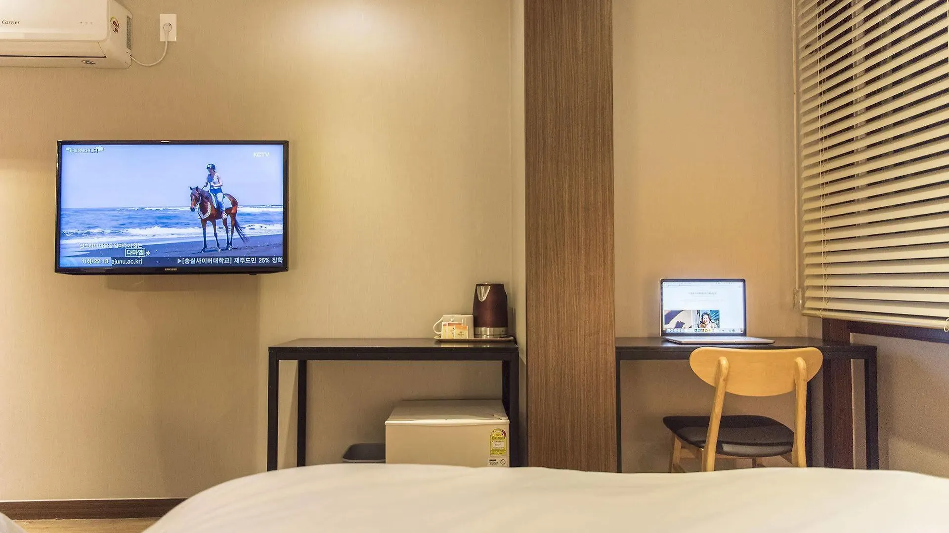 Check Inn Hotel Jeju 3*,