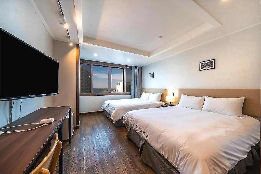 Check Inn Hotel Jeju